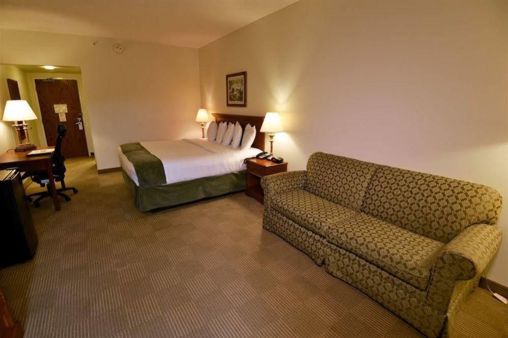 Chief Logan Lodge Hotel&Conference Buitenkant foto